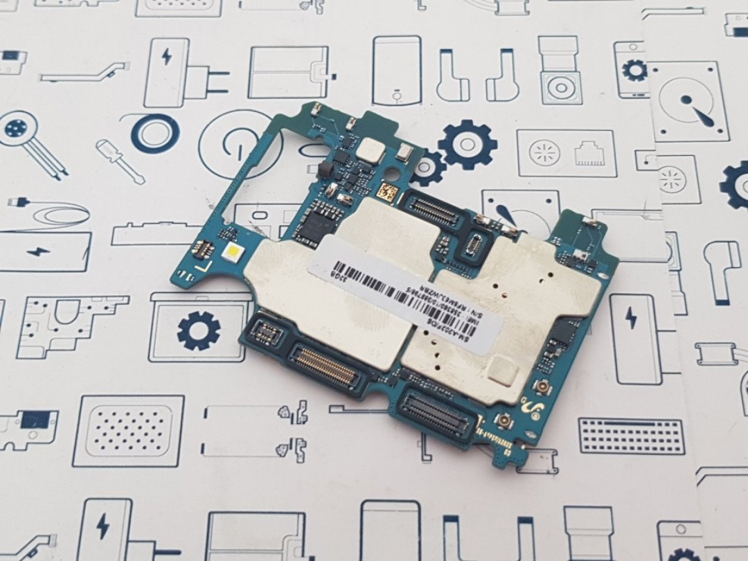Замена материнской платы Samsung A20e SM-A202F 